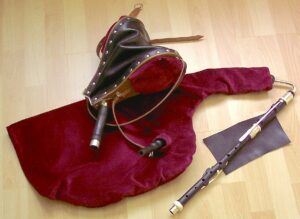 Uilleann pipes practice set
Cornemuse irlandaise